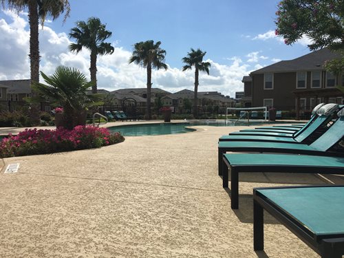 Multi-Family
Multi-Family
SUNDEK of Tampa
